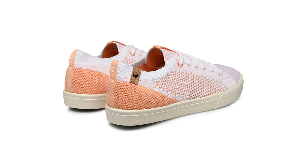 Baskets femme de couleur white peach vue d’ensemble de derrière