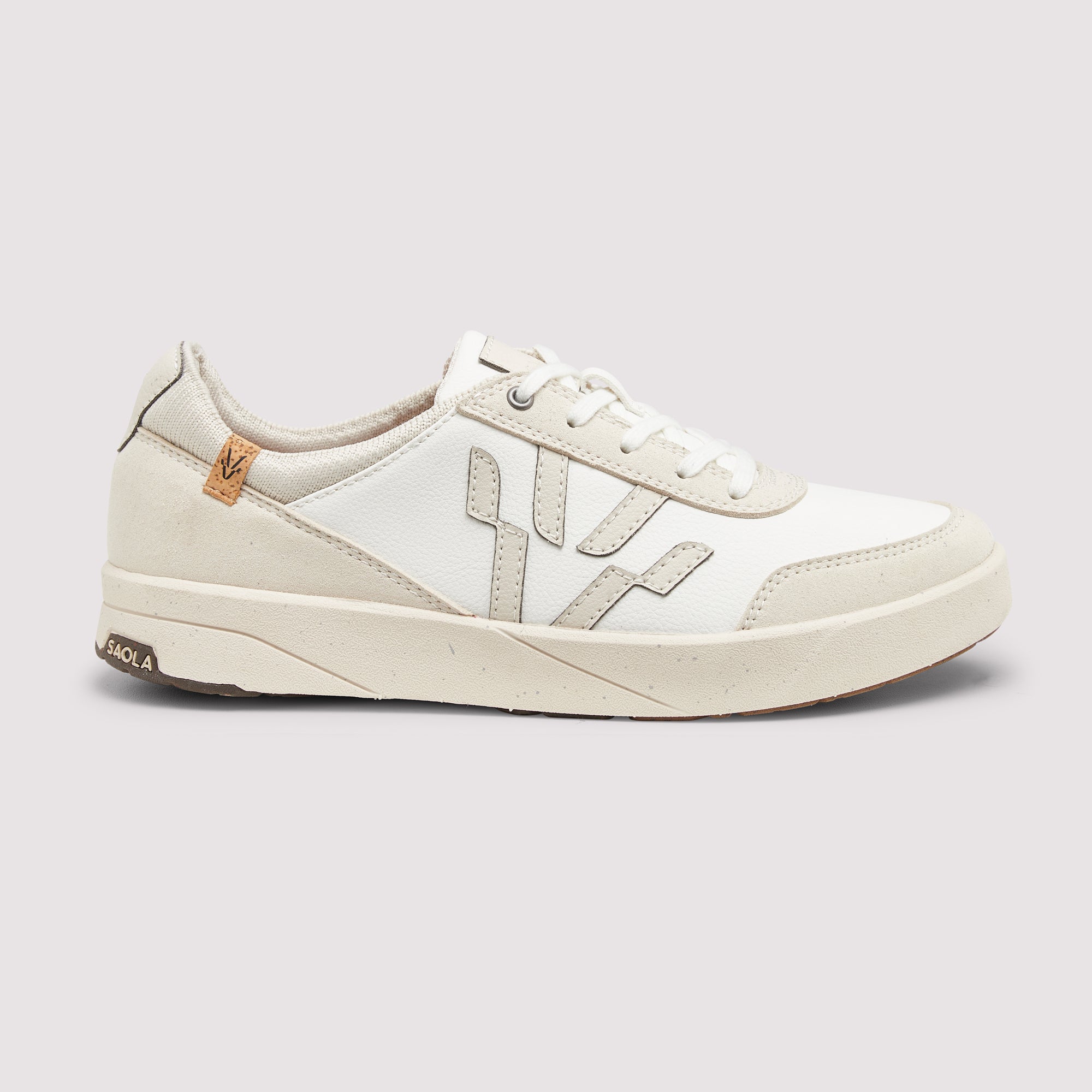 Cali W White