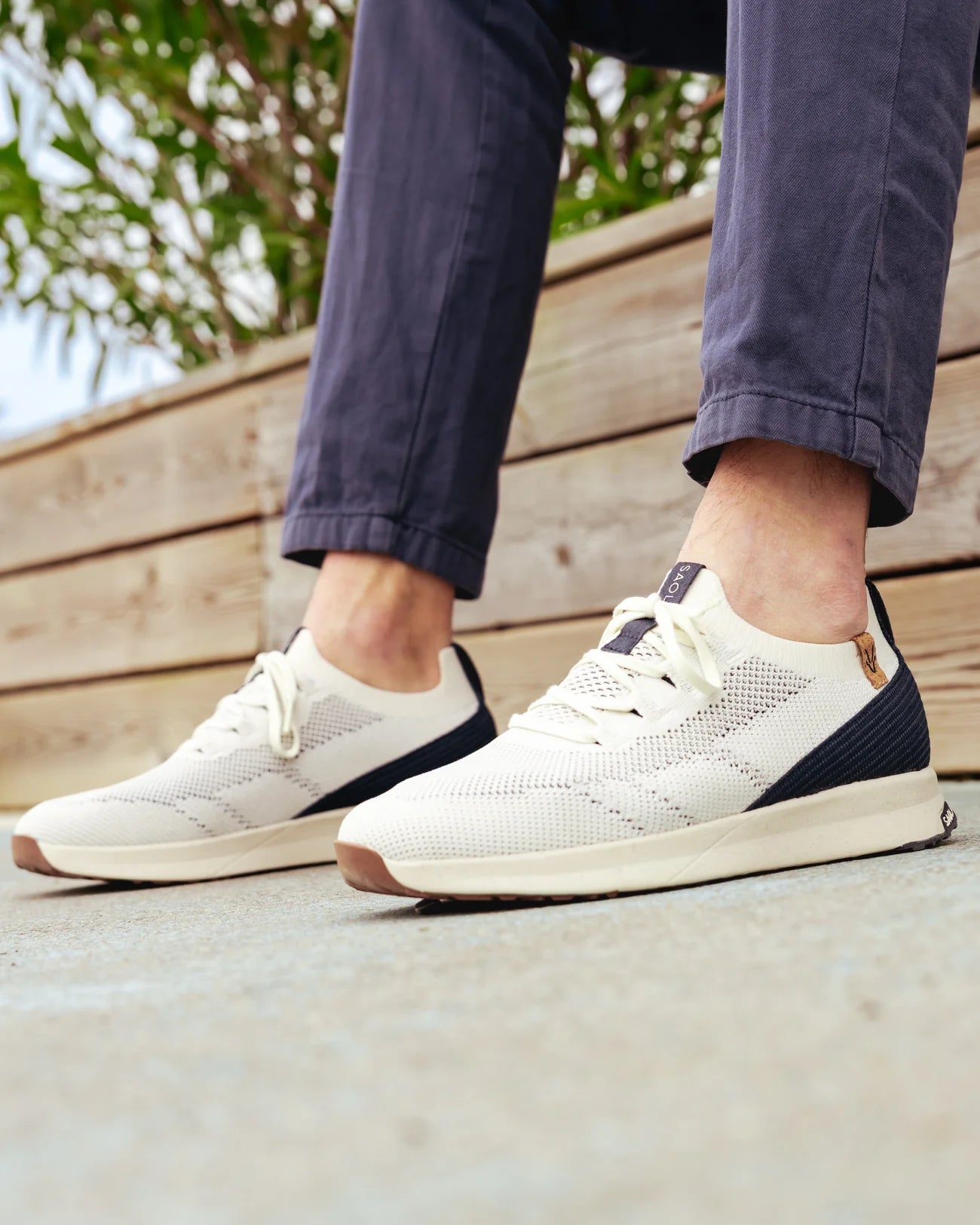 Tsavo 3 M White Navy - SAOLA EUROPE © 2024