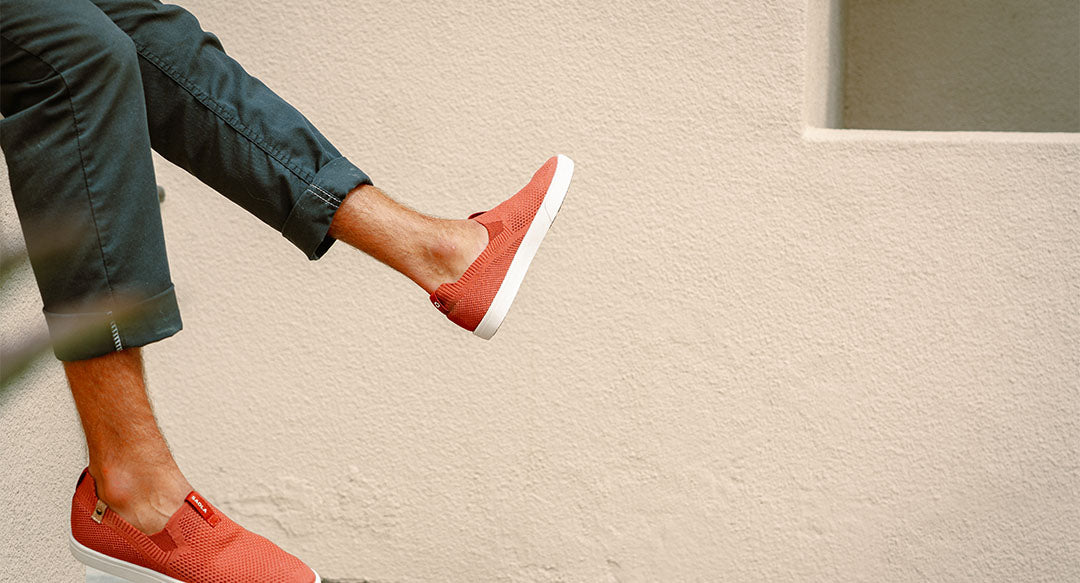 Chaussures homme de couleur burgundy portées 